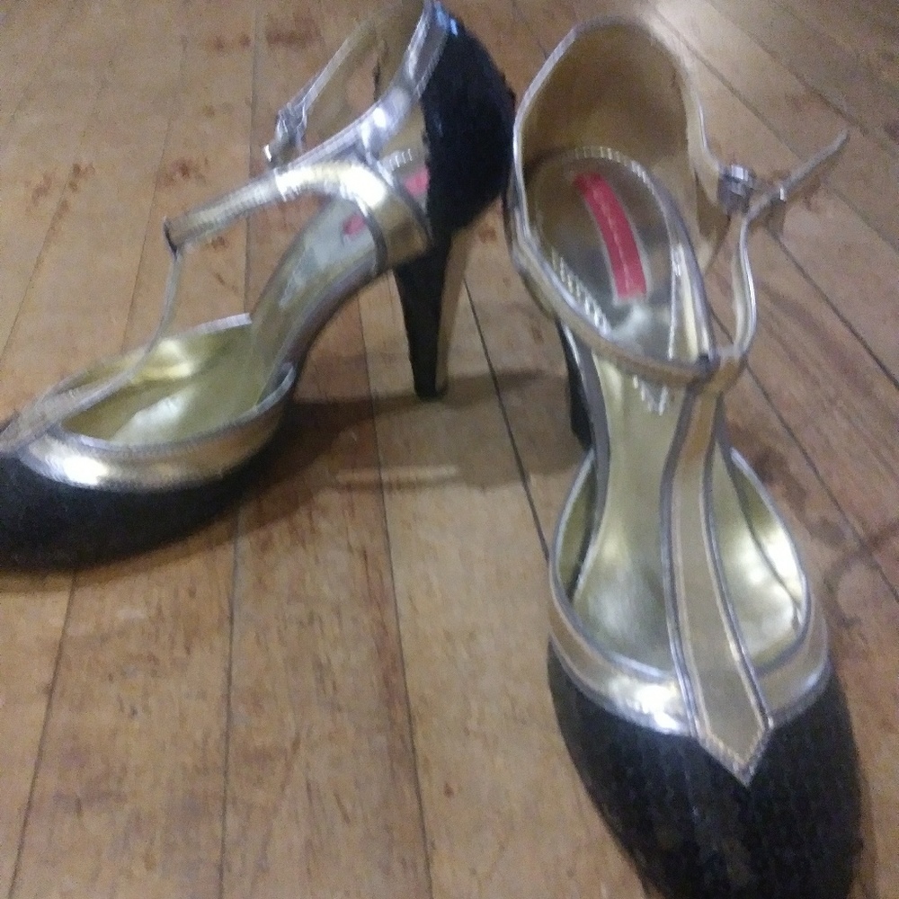 Bordello heels